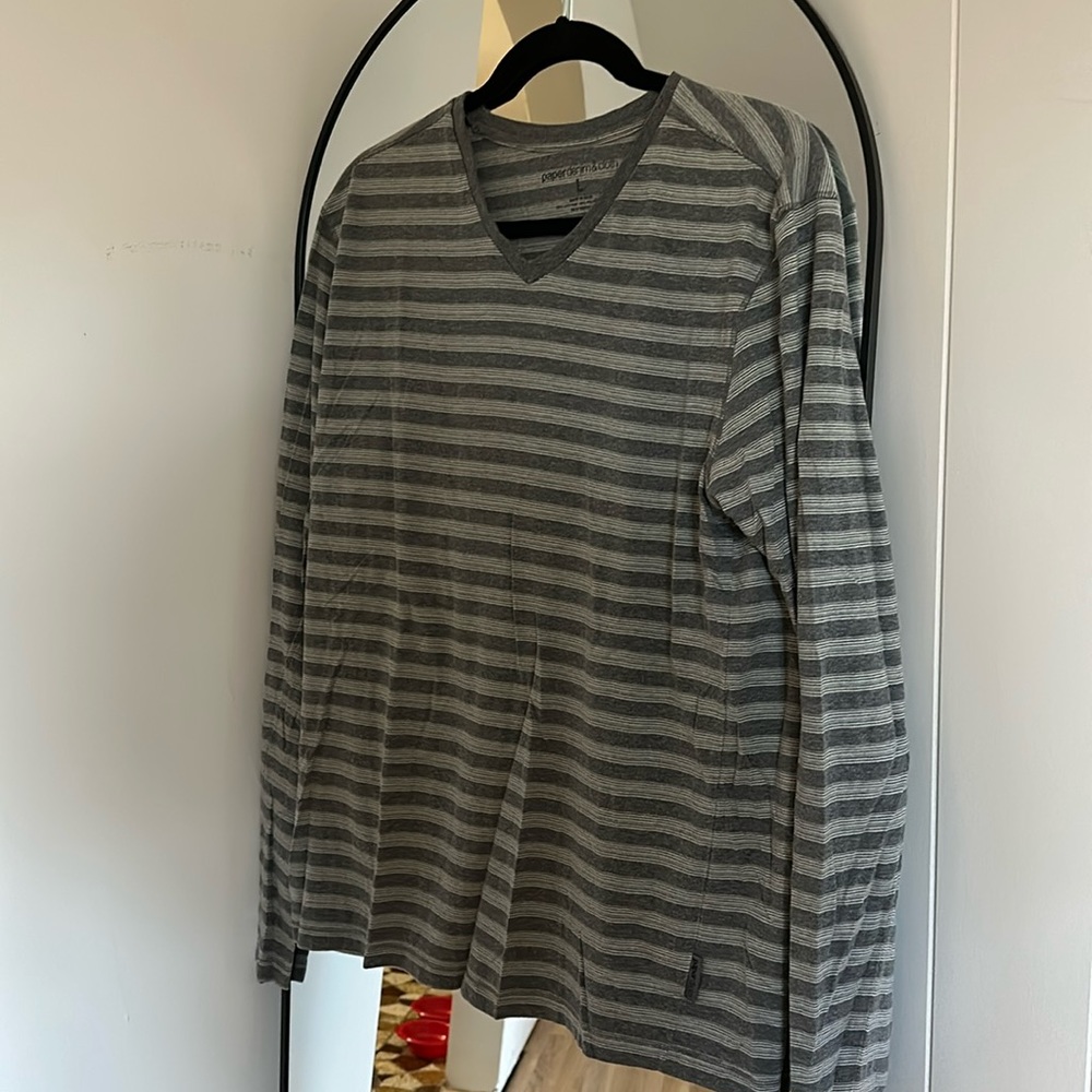 Long Sleeve Men’s V-neck Tshirt